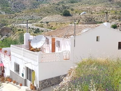 Village House for sale in La Herreria, Almeria
